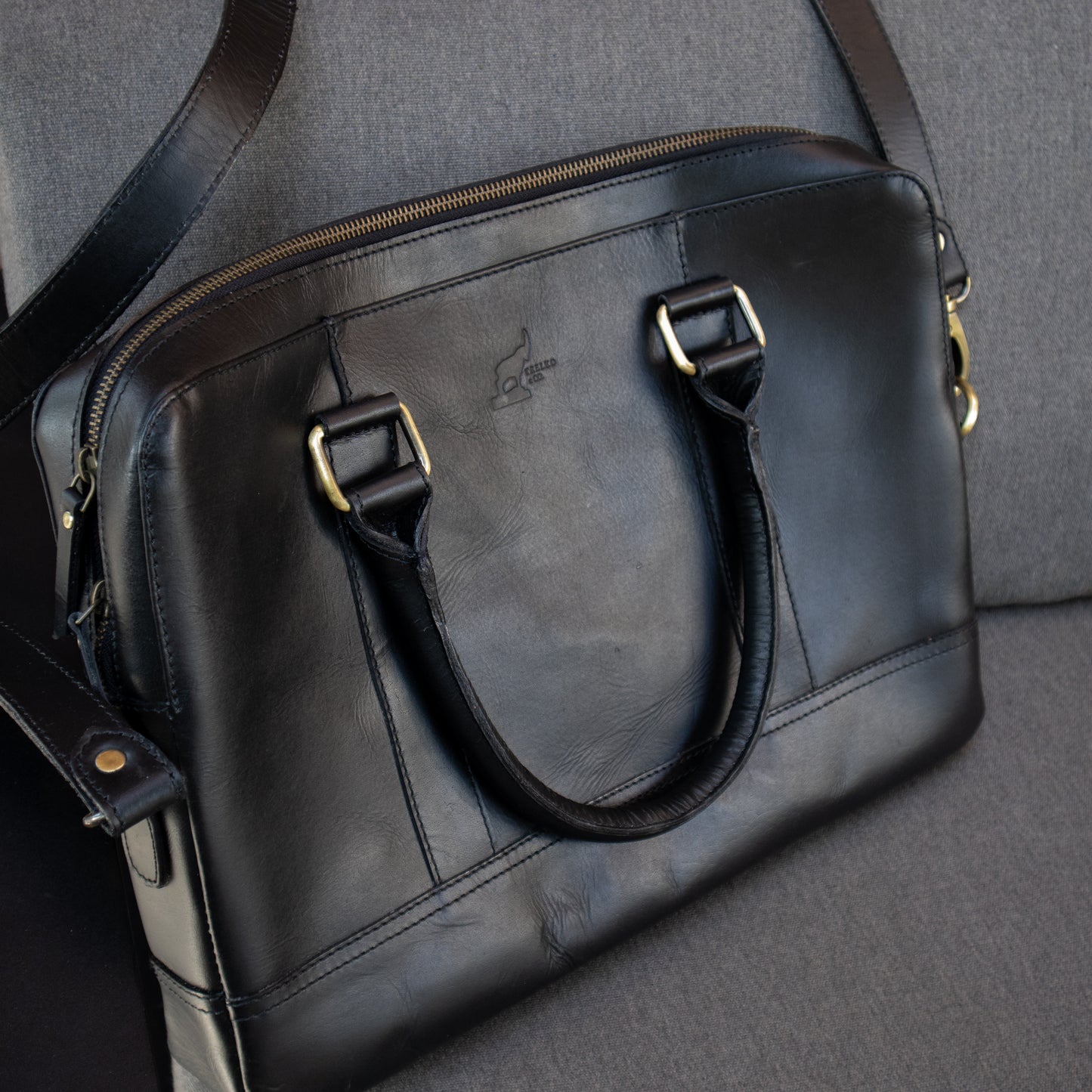 Maletín Peumo Negro